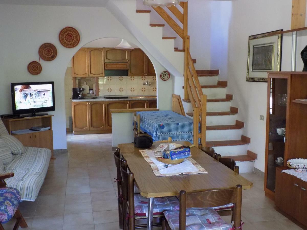 Casa Vacanze Gardenia Solanas  Bagian luar foto