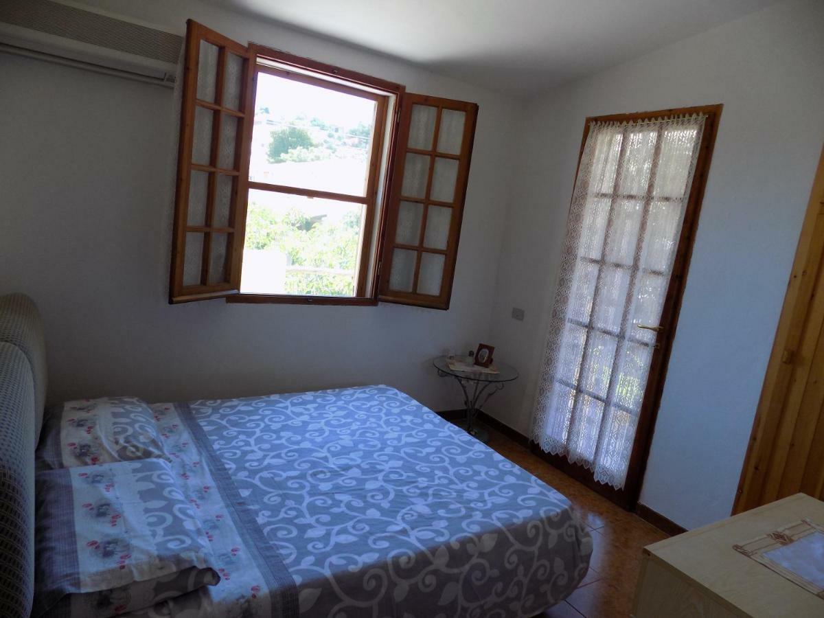 Casa Vacanze Gardenia Solanas  Bagian luar foto